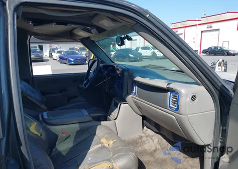 2002 Chevrolet Silverado 1500 Lt из США, поврежденный, VIN 2GCEC19T121118422